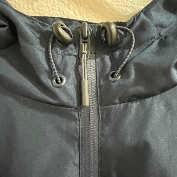 Goodfellow & Co., Mens Lightweight Rain Jacket, Water Resistant, Size XXL, Used - Picture 2 of 9